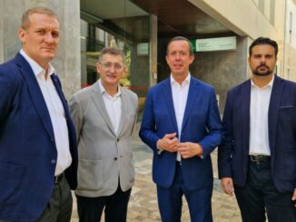 El secretario general del PSOE de Almería denuncia que el Gobierno andaluz solo ha ejecutado el 14,5 % de lo presupuestado para la provincia desde 2019