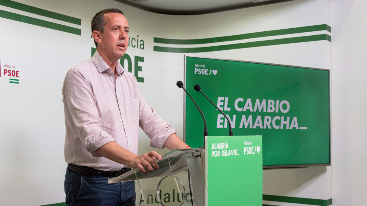 El PSOE de Almería exige a Moreno Bonilla que asuma la responsabilidad por la negligencia en el cribado de cáncer de mama
