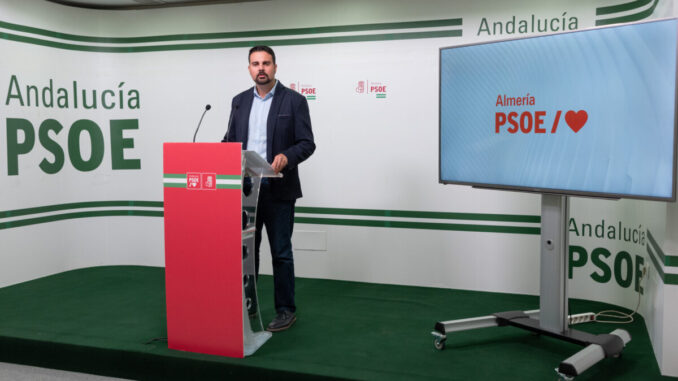 Mateo Hernández, Parlamentario andaluz del PSOE de Almería