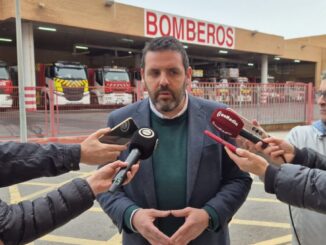 Juan Manuel del Real en el parque de bomberos de Almería