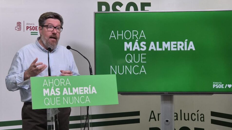 El PSOE alerta de que la Junta acumula 600 millones del canon del agua con decenas de obras sin ejecutar en Almería