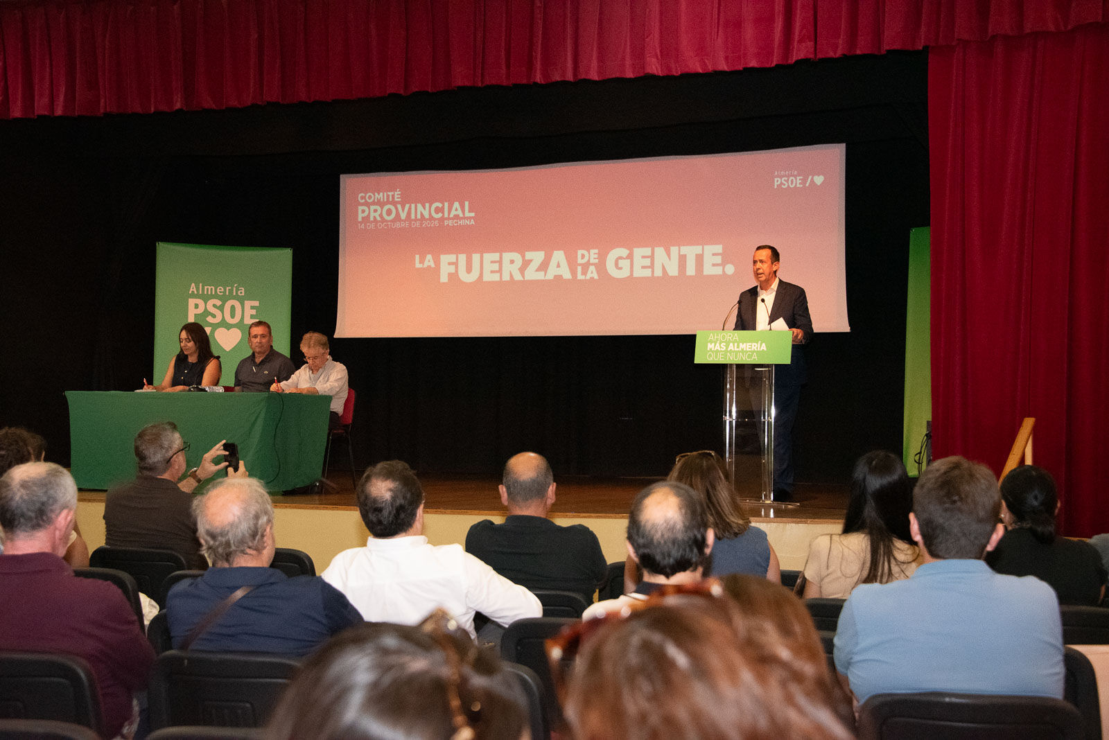 José María Martín encabezará la lista del PSOE de Almería al Senado y Anabel Mateos al Congreso